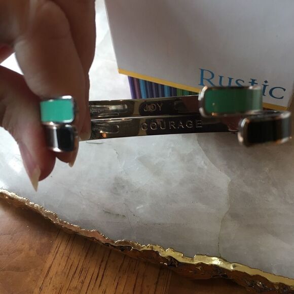 RUSTIC CUFF Regifters  - Picture 6 of 9